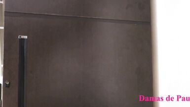 I gave my ass to my makeup artist - 2 image