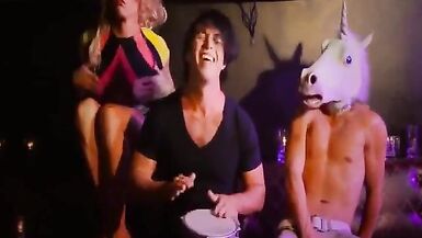 TS Bruna vs TS Viviani Funny Music Compilation - 8 image