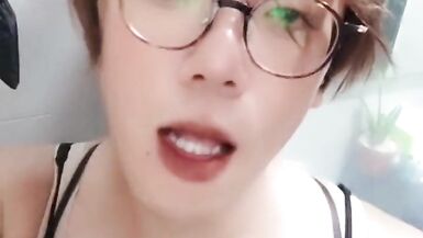 Asian CD again play in toilet