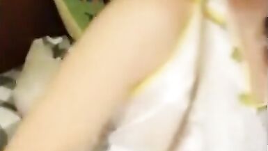 Asian ladyboy is a super masturbator wanking her cock till she cums - 7 image