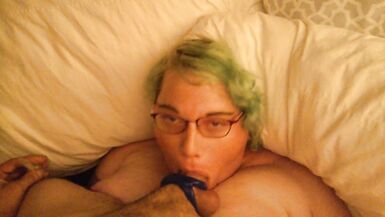 Karilyn Kutter takes it all in