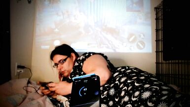 I Played a Round of CoD Mobile With a Lovense Hush Set to Sound - 3 image