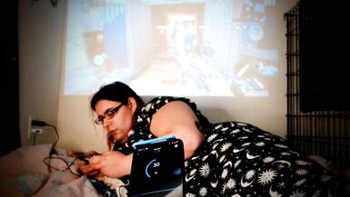 I Played a Round of CoD Mobile With a Lovense Hush Set to Sound - 4 image