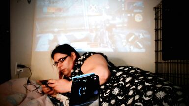 I Played a Round of CoD Mobile With a Lovense Hush Set to Sound - 7 image