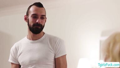 Busty blonde shemale Gracie Jane anal barbacks dudes big ass - 3 image