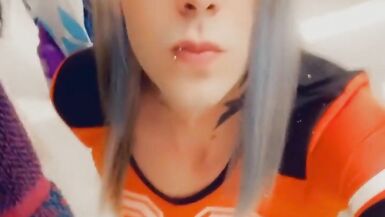 Sexy Sports Babe was to Suck Cock and Get Fucked