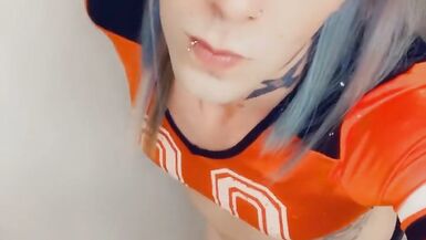 Sexy Sports Babe was to Suck Cock and Get Fucked - 2 image