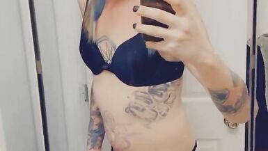 Hot Lingerie Babe Loves Sex - 8 image