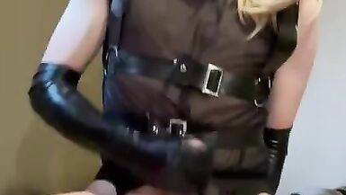 Riding bad dragon till sissygasm - 15 image