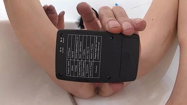 Lizzy Yum - electro sex toy tests #1 - 1 image