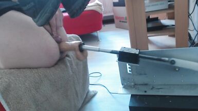 Davine getting fucked by maschine and uses cock as a clit. - 14 image