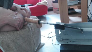 Davine getting fucked by maschine and uses cock as a clit. - 7 image