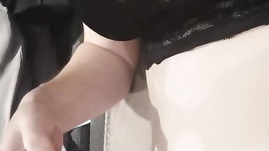 Me playing whith dildo, and cuming - 6 image