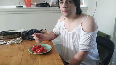 I cum on strawberries and eat them - 1 image