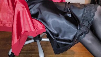 Red lined wrap skirt and black satin half slip - 15 image