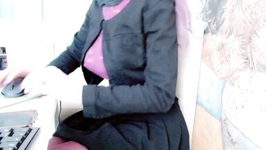 Sissygasm at the Office - 3 image