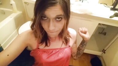 She Loves Teasing Her Body - 9 image