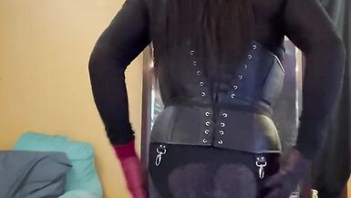 Shiny Pantyhose Cock Sitting w Dee Angels - 5 image