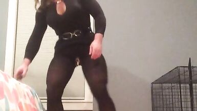 Raquel's rubber pussy (trans, crossdress, female mask, fetish, skirt, pantyhose, kinky, encasement) - 2 image