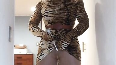 Thrya's encasement (trans, fetish, pantyhose, upskirt, feminization, crossdress, female mask, mask) - 15 image