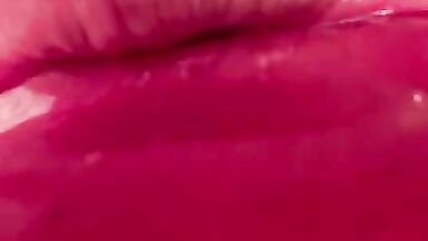 FTM SUCKING ON JUICY POP  - 10 image