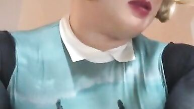 Julie (Camel toe, pantyhose, masturbation, upskirt, female mask, high heels, short skirt, blonde)