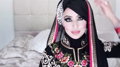 Concubine in a Pakistani harem tells her story Hindi Urdu - 2 image