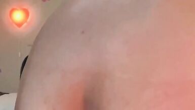 Slavic transgirl has a surprise, fucks herself and cums - 8 image