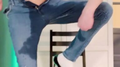 Tranny wetting jeans and piss play - 8 image