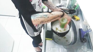 Sissy Aniya - Housewife Routine - 13 image