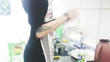 Sissy Aniya - Housewife Routine - 4 image