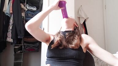 she likes toys to toy with her cock - 4 image