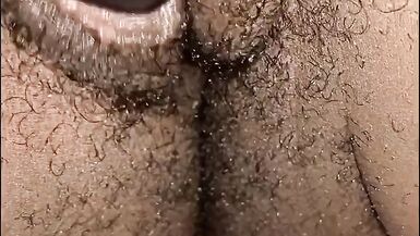 She keeps buzzing me - 4 image