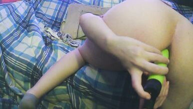 Tgirl Double Penetrates Ass With Vibrates