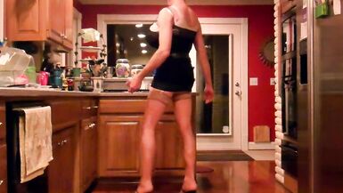 20120109 kitchen dressup - 6 image