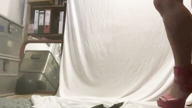 Training in pink High Heels for Sissy Lilli - 3 image