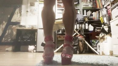 15 minutes of High heels trainings for Sissy Lilli - 7 image
