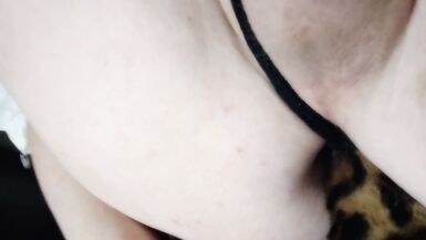 Alabaster Issy's Clips to Friends - 6 image