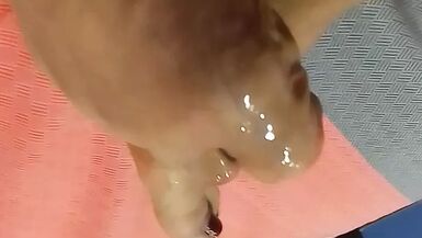 Working my feet and cum - 1 image