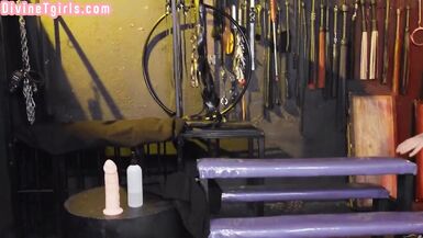 Busty redhead domina TS MILF in fishnets barebacks her BF - 3 image