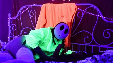 Amy Kitty's: If it Fits.. I Sits!! Sleipnir Bad Dragon Review (Shyguy Femboy Cosplay) - 15 image