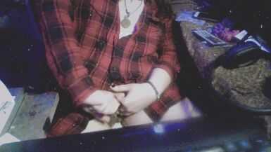 Femby Tranner jerking off - 8 image