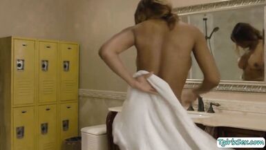 Busty ts Jexxxica Blake ebony ass anal bareback in locker room - 4 image