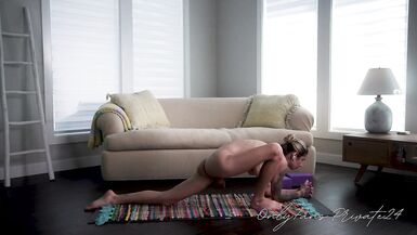 Beautiful Trans Model Does Yoga Naked In Studio - 11 image