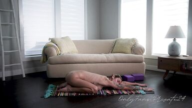 Beautiful Trans Model Does Yoga Naked In Studio - 5 image