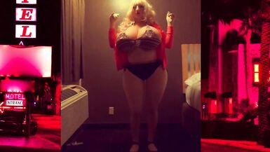 Juggsy Doll In Bikini - 10 image