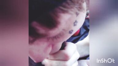 Tgirl Rosie gives out a free show on the river - 5 image