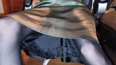 Green satin skirt and black satin half slip - 3 image