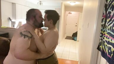 Titillating transmasc non-binary sub boi learning how to please big daddy dom - 3 image