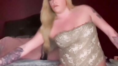 Blonde TS barebacks marine - 3 image